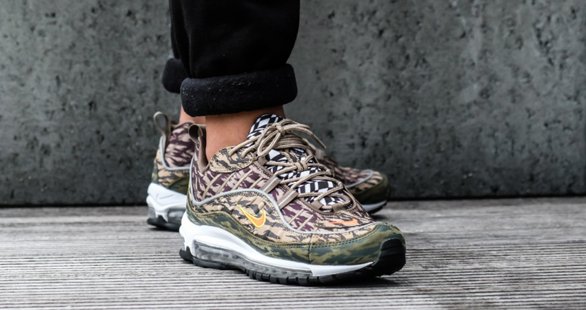 Nike Air Max 98 AOP Tiger Olive AQ4130-200