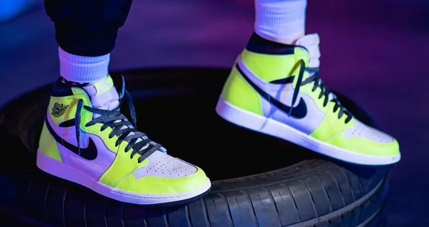 Air Jordan 1 High OG Volt Looks Great On Feet 02