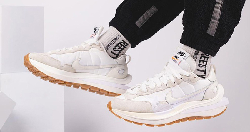 sacai x Nike Vaporwaffle Sail and Noir Black Buying Guide 07