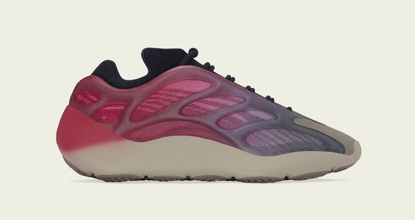 Yeezy 700 V3 “Fade Carbon” Release Update 01