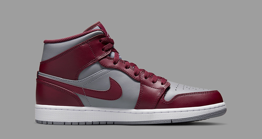 An Official Look On Air Jordan 1 Mid Team Red 01