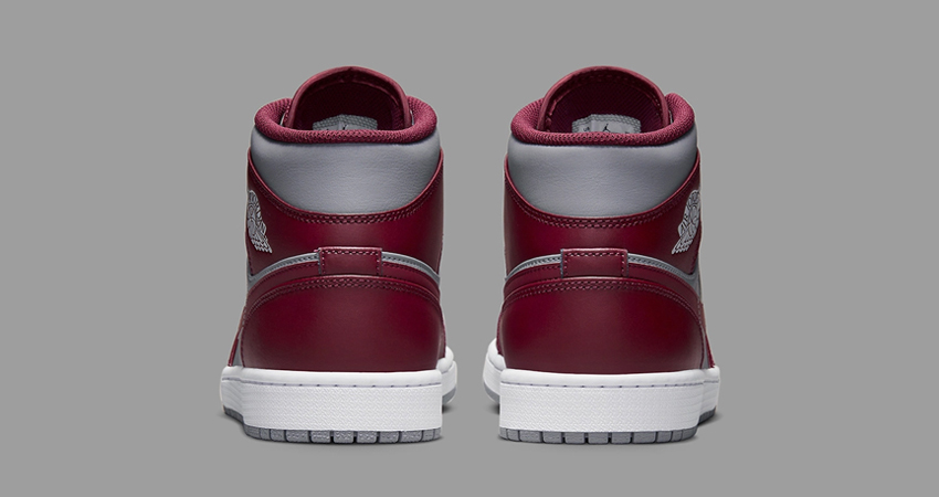 An Official Look On Air Jordan 1 Mid Team Red 03