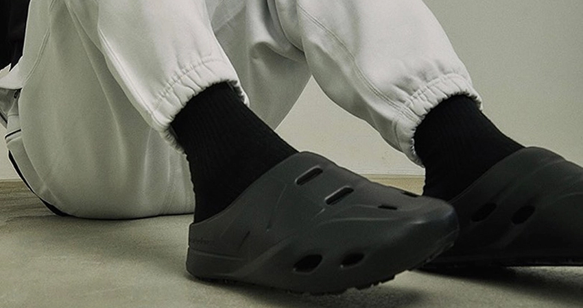 New Balance Introduce The Clog In Two Colourways 03
