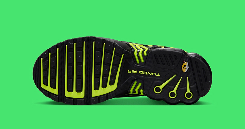 Official Look At The Nike Air Max Plus 3 Spirograph 05