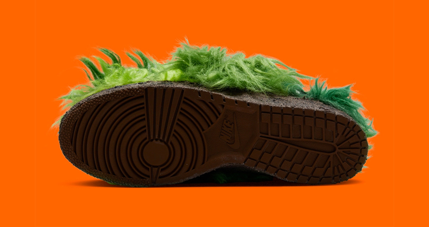 Here Is The Official Look At Cactus Plant Flea Market Nike Dunk Low Grinch 05