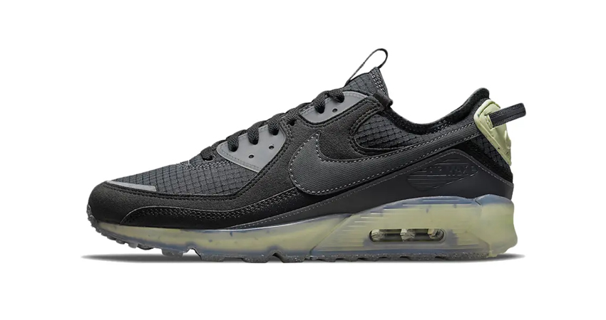 Hottest Selection From Foot Locker's Black Friday Deal 05