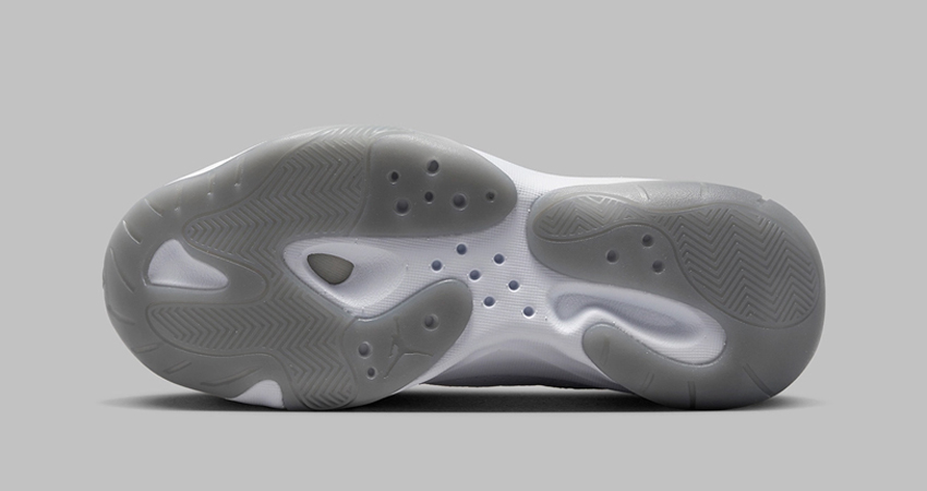 WMNS Air Jordan 11 Low CMFT Appears Reminiscing Its “Cement Grey” Colourway 05