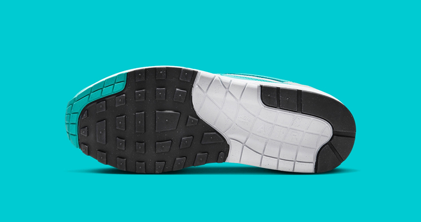 Check Out The Official Images Of The Nike Air Max 1 ‘Clear Jade down