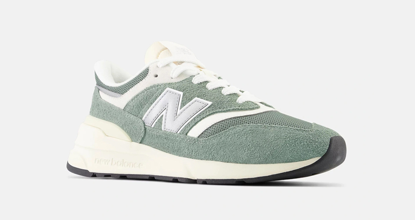 New Balance 997R Green White U997RCA front corner 1