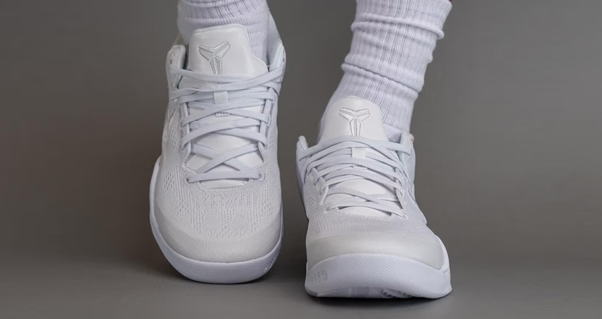 On Foot Images Of The Nike Kobe 8 Proto ‘ Triple White onfoot front