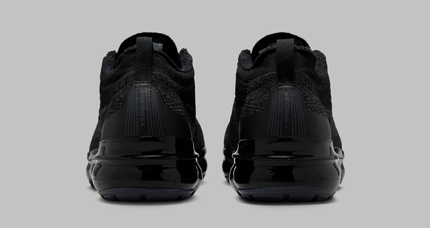 The Nike Vapormax 2023 Sports A Stunning ‘Triple Black Colourway back
