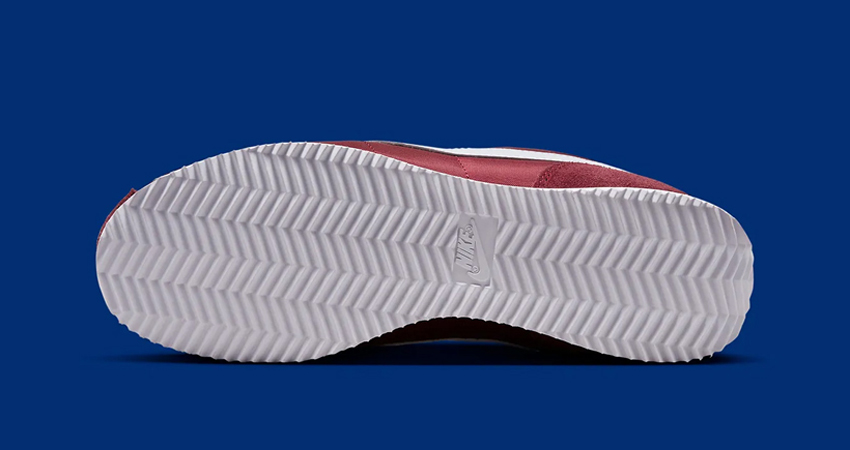 A Detailed Look At The Nike Cortez ‘Team RedObsidian down