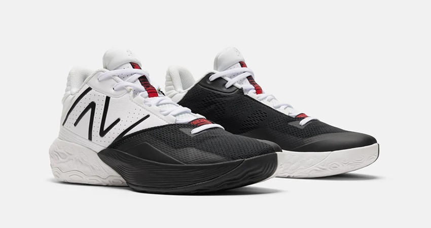 An Official Glimpse Of New Balance TWO WXY V4 Dualism front corner