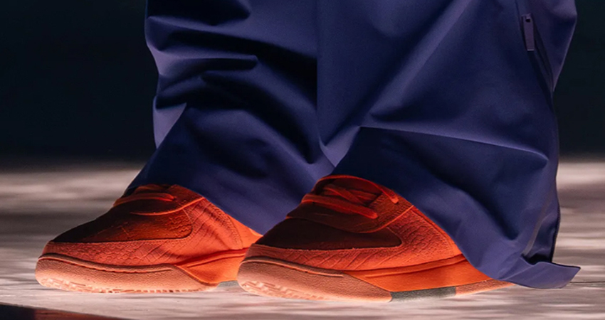 Drake Unveils The Nike Book Chapter 1 Live in Concert front corner