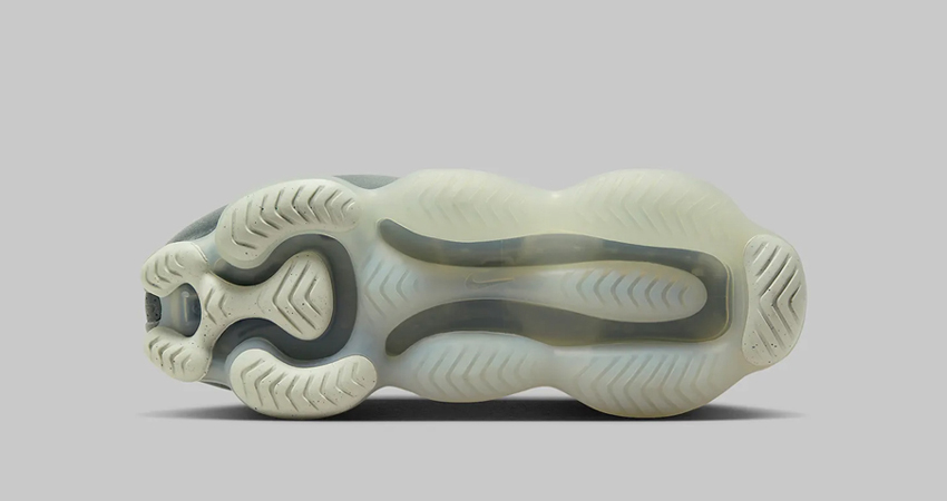 Nike Air Max Scorpion Sports A Stealthy ‘BlackAnthracit down