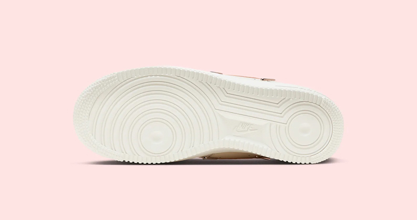 Official Images Of A Stunning Women Exclusive Nike Air Force 1 Low down