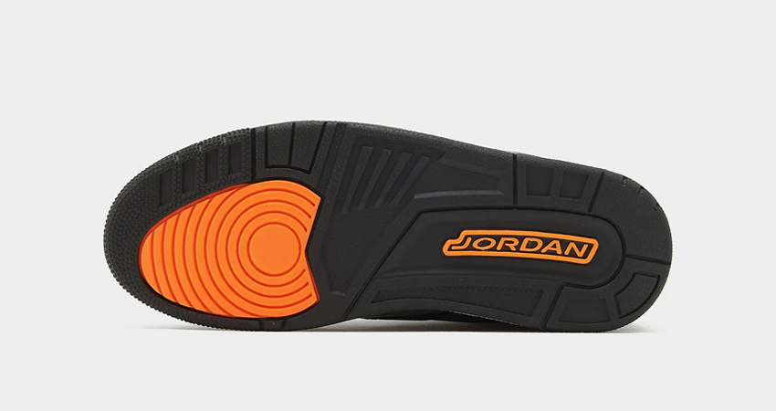 Official Images Of The Air Jordan 3 ‘Fear Pack down