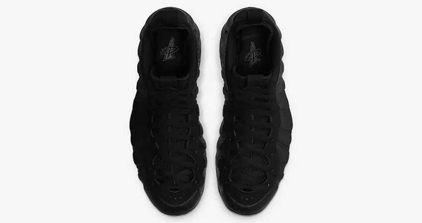 The Nike Air Foamposite One ‘Anthracite Makes A Comeback up