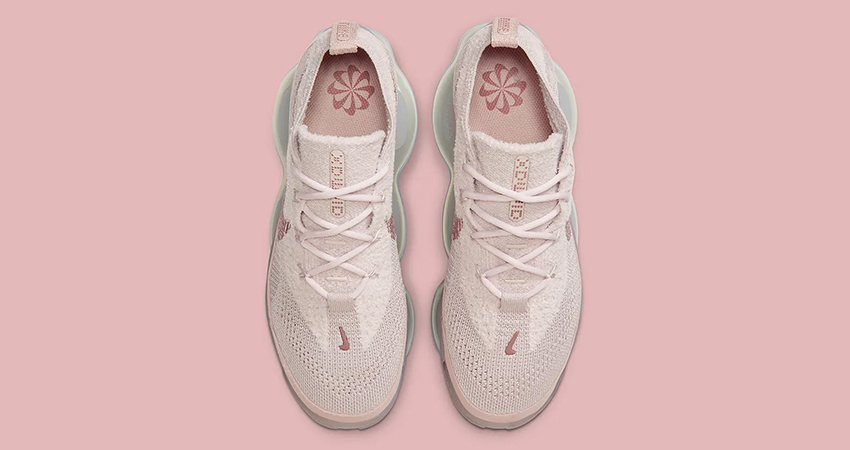 Nikes Air Max Scorpion Sports A Sweet Pink up