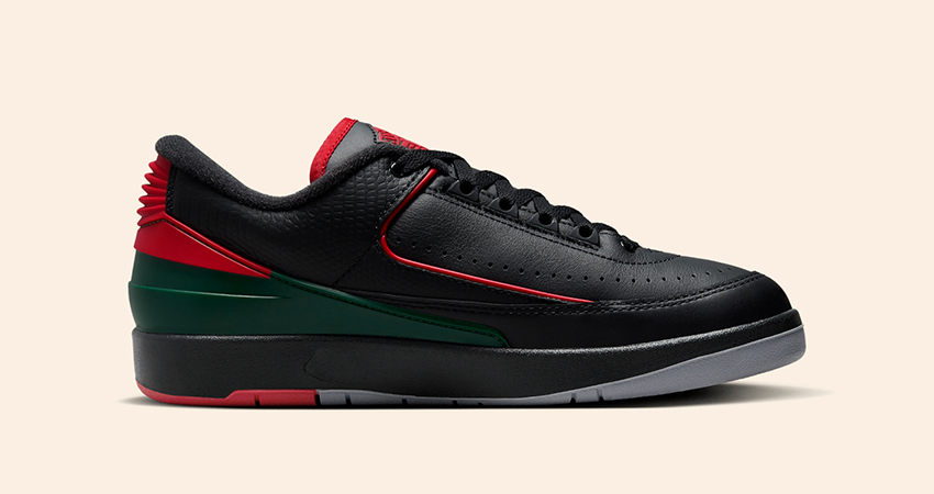 Official Look Of Air Jordan 2 Low ‘Christmas right