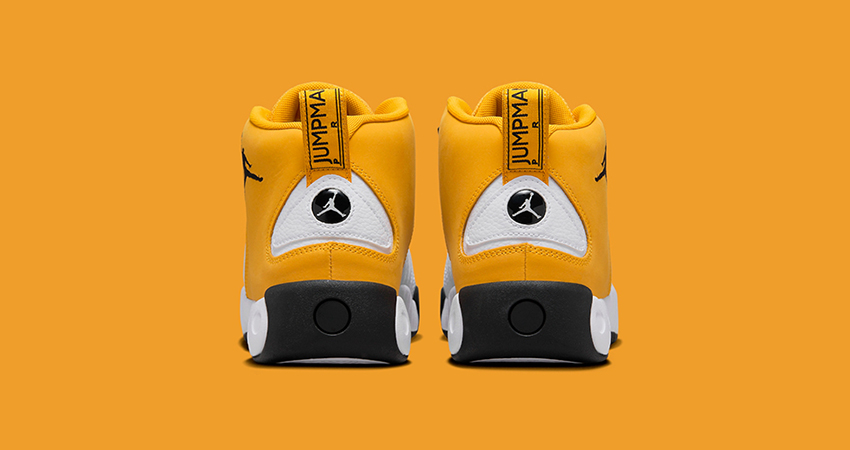 The Jordan Jumpan Pro ‘Varsity Miaze Returns With A Twist back