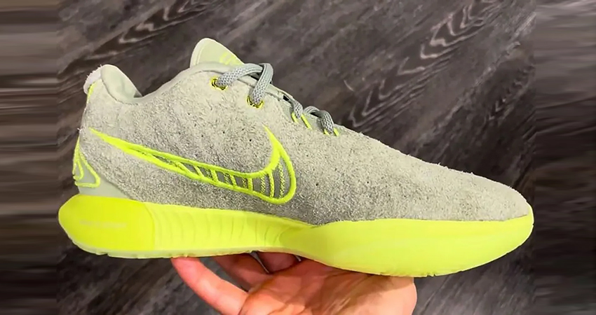 Nike LeBron 21 ‘Algae Sports A Stunning Colourway lifestyle right