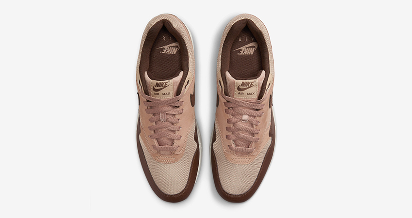 A Closer Look at the Nike Air Max 1 Cacao Wow Dusted Clay up